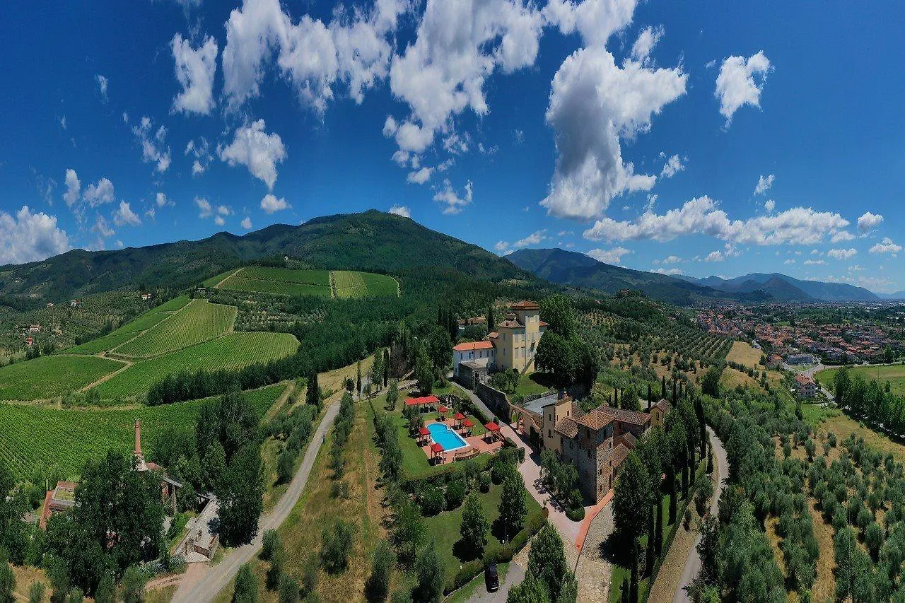 Landhuis Borgo Antico Casalbosco Holiday Home & Winery Santomato Italië